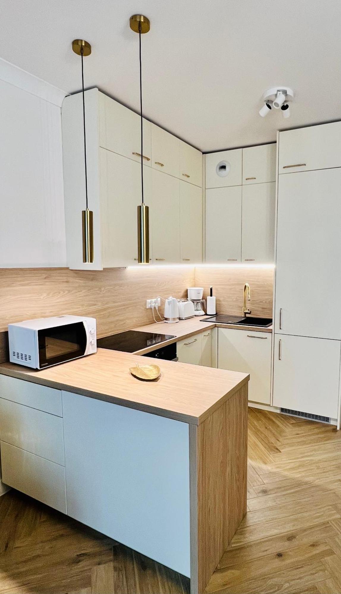 Atrium - Old Town Luxury Apartments - By Upstairs Cracovie Extérieur photo